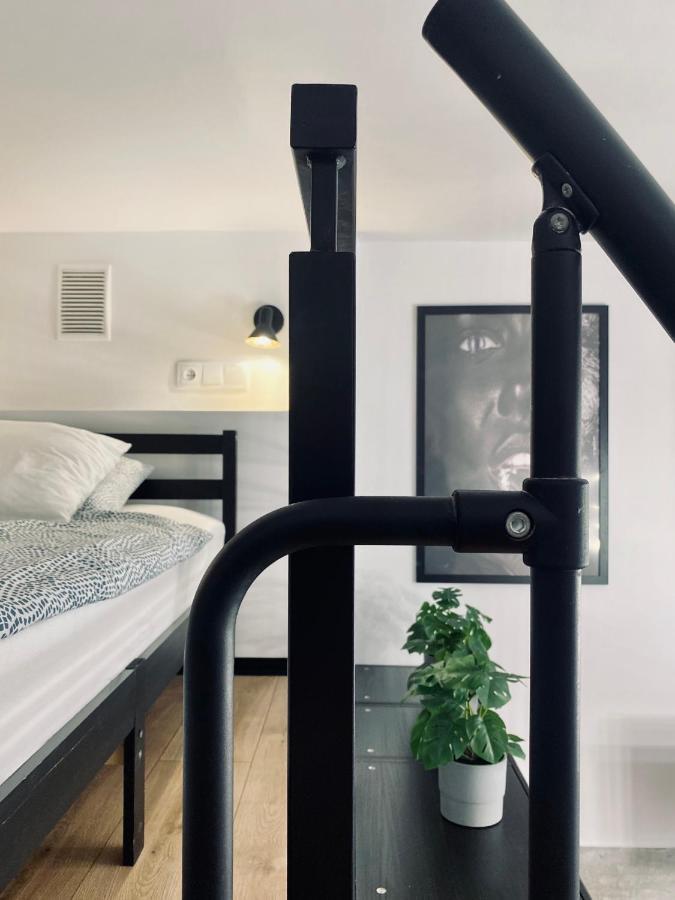 Premium Jacuzzi For Couples, Old Town Apartment