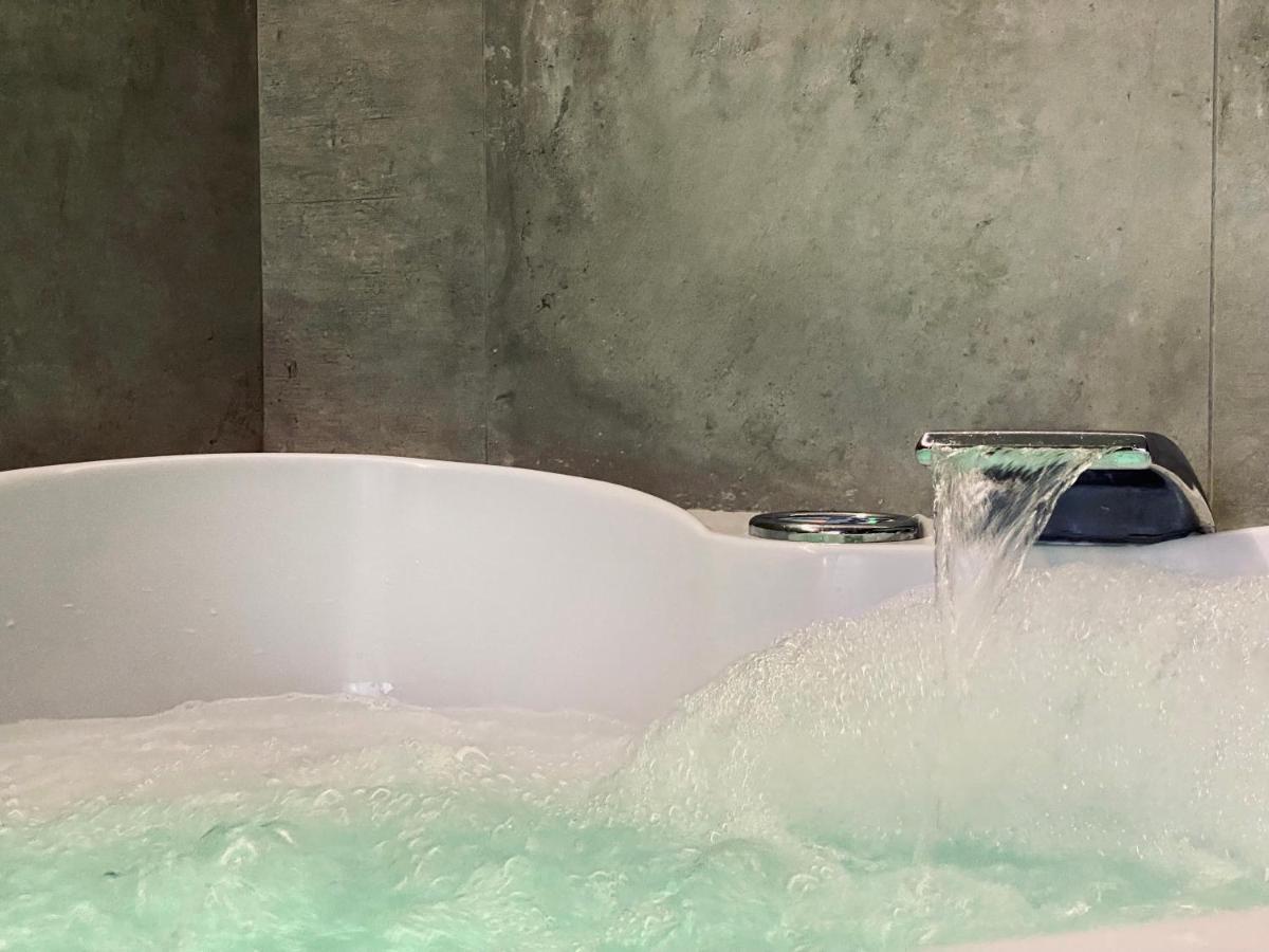 Premium Jacuzzi For Couples, Old Town * Krakau