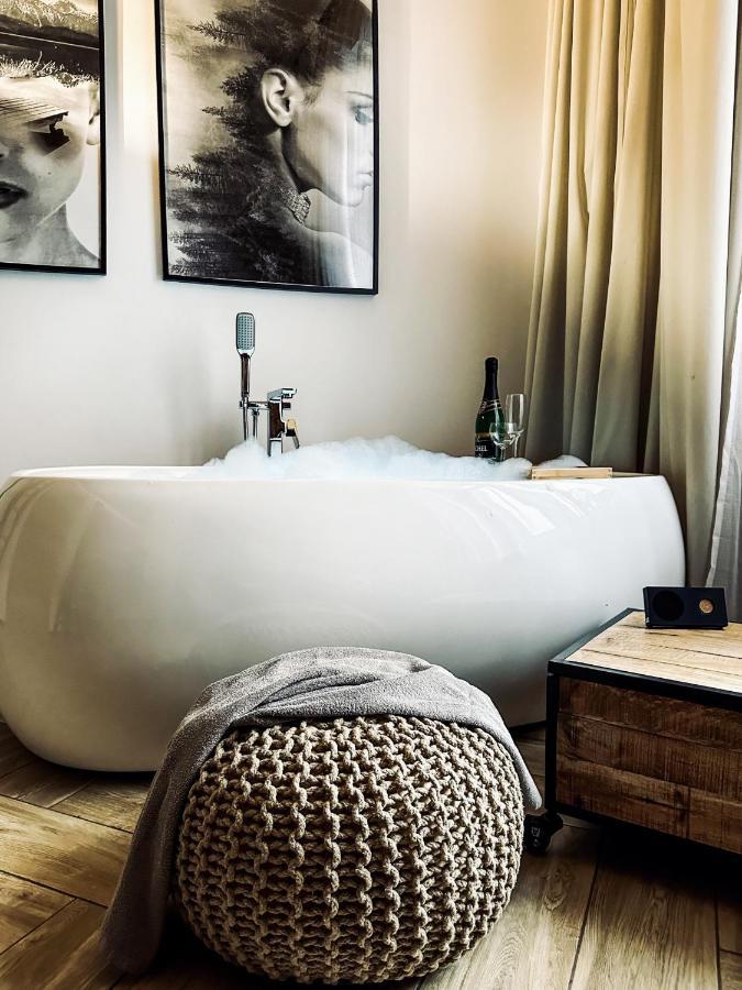 Apartment Premium Jacuzzi For Couples, Old Town